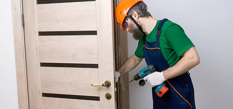 Replace Internal Door Handle with Lock Centreville