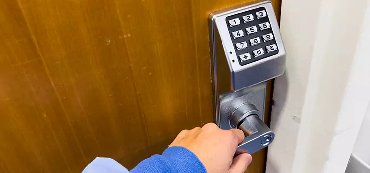 Why Choose Us for Your Keypad Lock Needs in Centreville, VA?