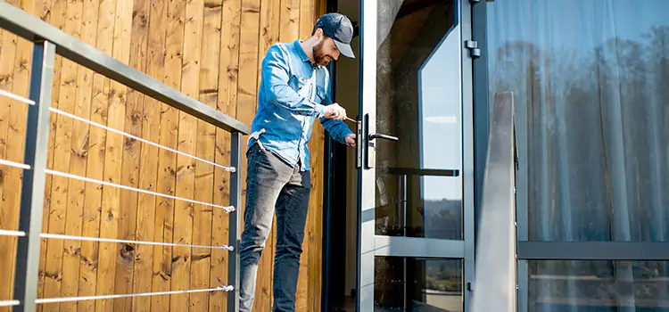 Patio Screen Door Installation Centreville